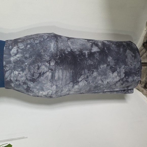 Billabong Grey Tie Dye Midi Skirt - Picture 1 of 8